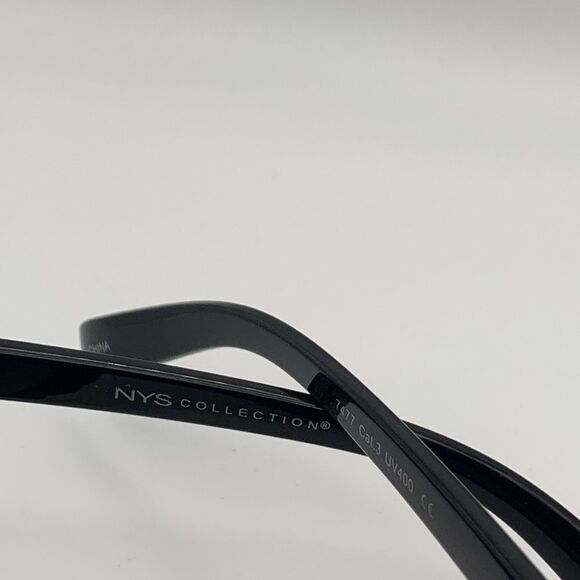 NYS Colllection Womens Hello Kitty Ribbon 100 UV Protection Sunglasses Orange/Bk - Picture 6 of 7